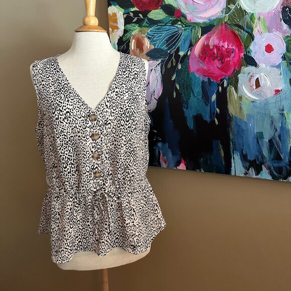 Lily White Leopard Print Button-Front Peplum Blouse Women's Size Large EUC - Picture 1 of 8